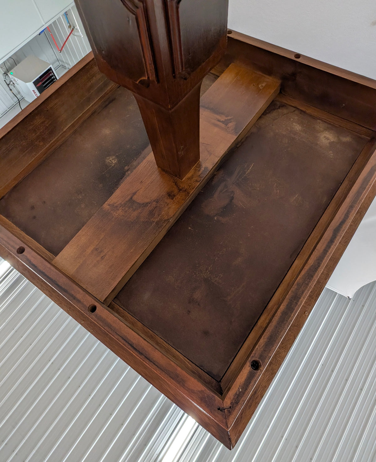 Square End Table on Pedestal