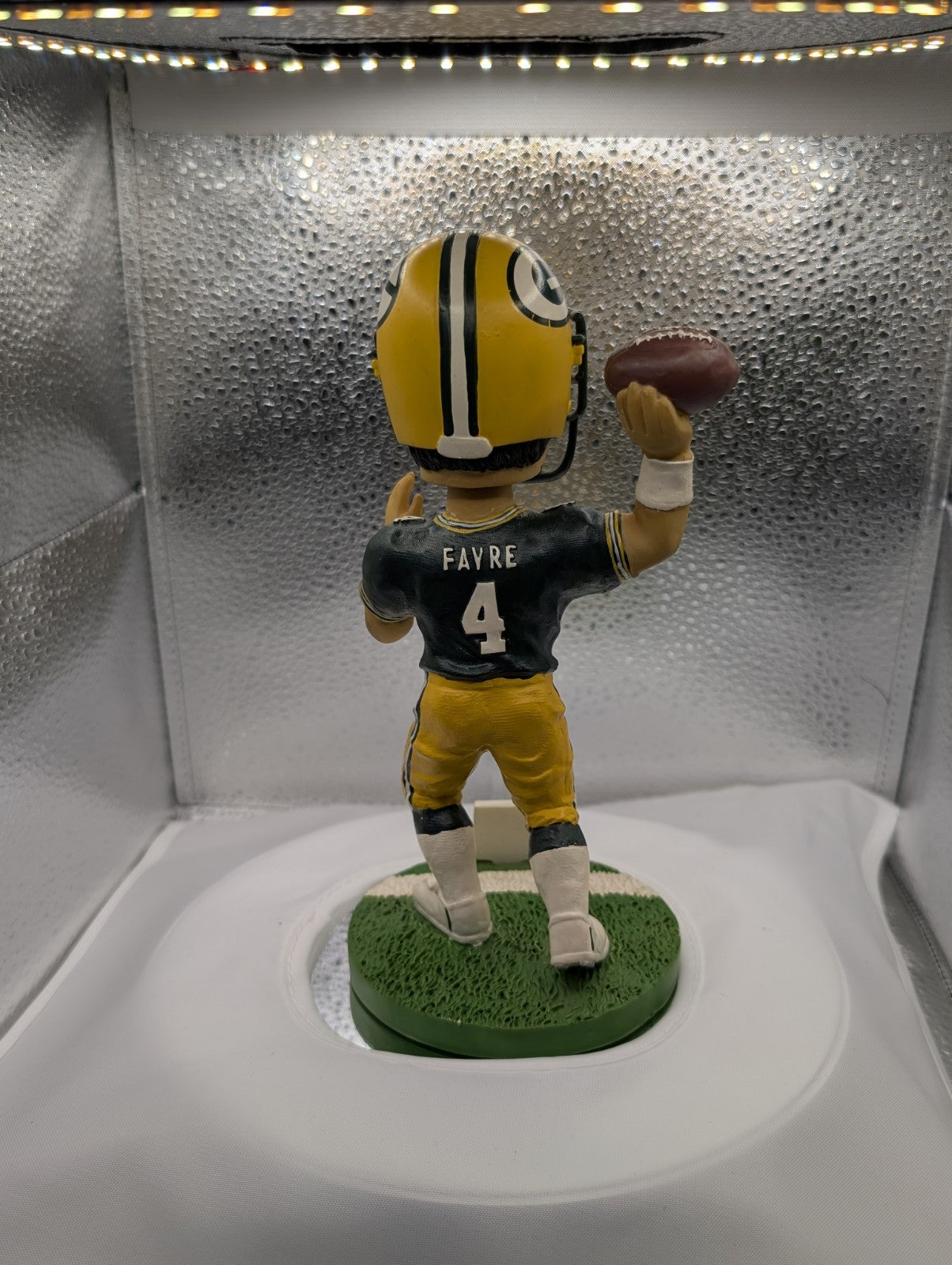 Green Bay Packers BRETT FAVRE #4 Bobble Dobbles - MBNA America Promotion Bobble