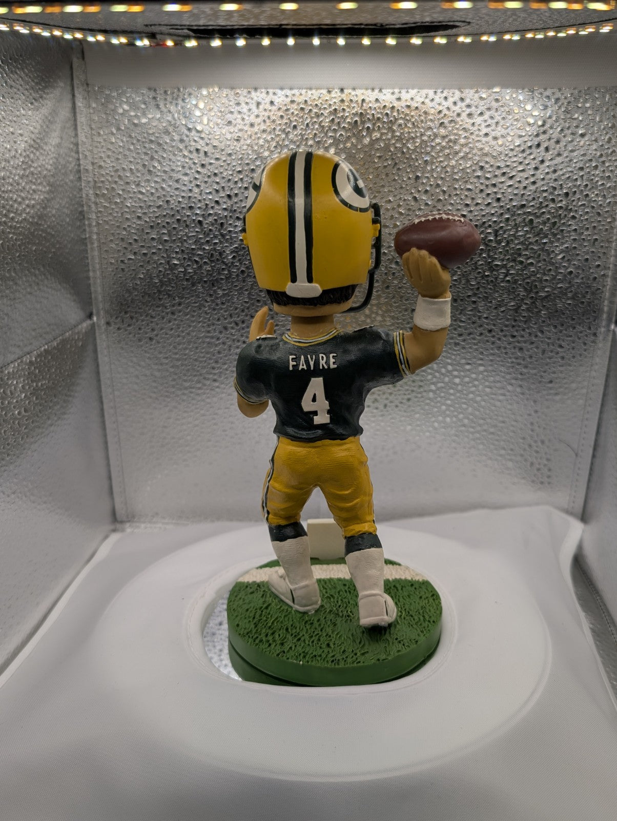 Green Bay Packers BRETT FAVRE #4 Bobble Dobbles - MBNA America Promotion Bobble
