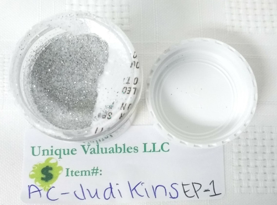 JudiKins Embossing Powder 1 Red and 1 Diamond Sparkle Items Previously Opened