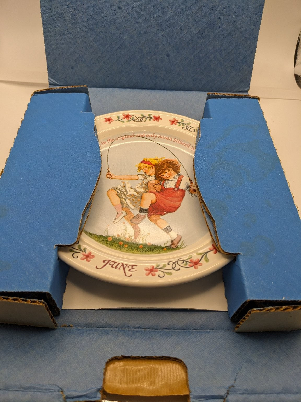 Newell Pottery Sarah Stilwell Weber June Earthenware Bradex 84-N18-1.1 LE 1984