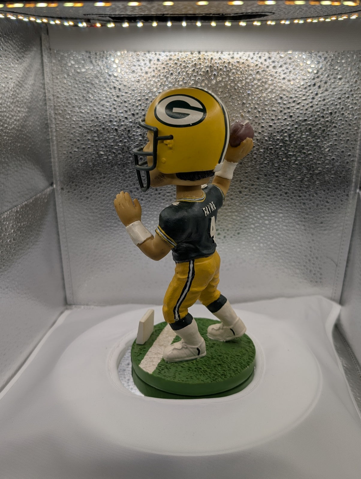 Green Bay Packers BRETT FAVRE #4 Bobble Dobbles - MBNA America Promotion Bobble