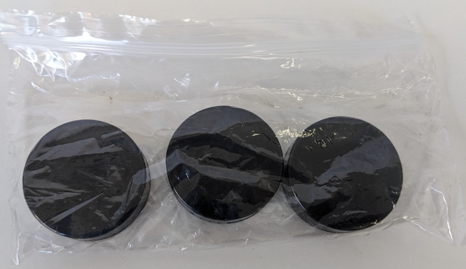 Lot of (14) 1.5" Diameter Plastic Growler Caps Jug Lids Poly Seal Inside ScrewOn