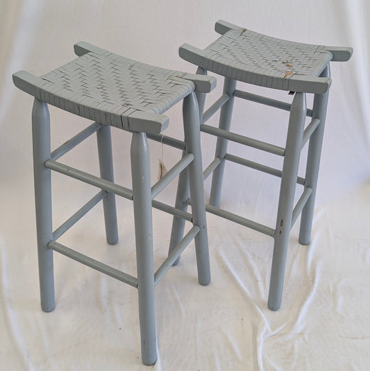 28" Bar Stool without back -wicker seat