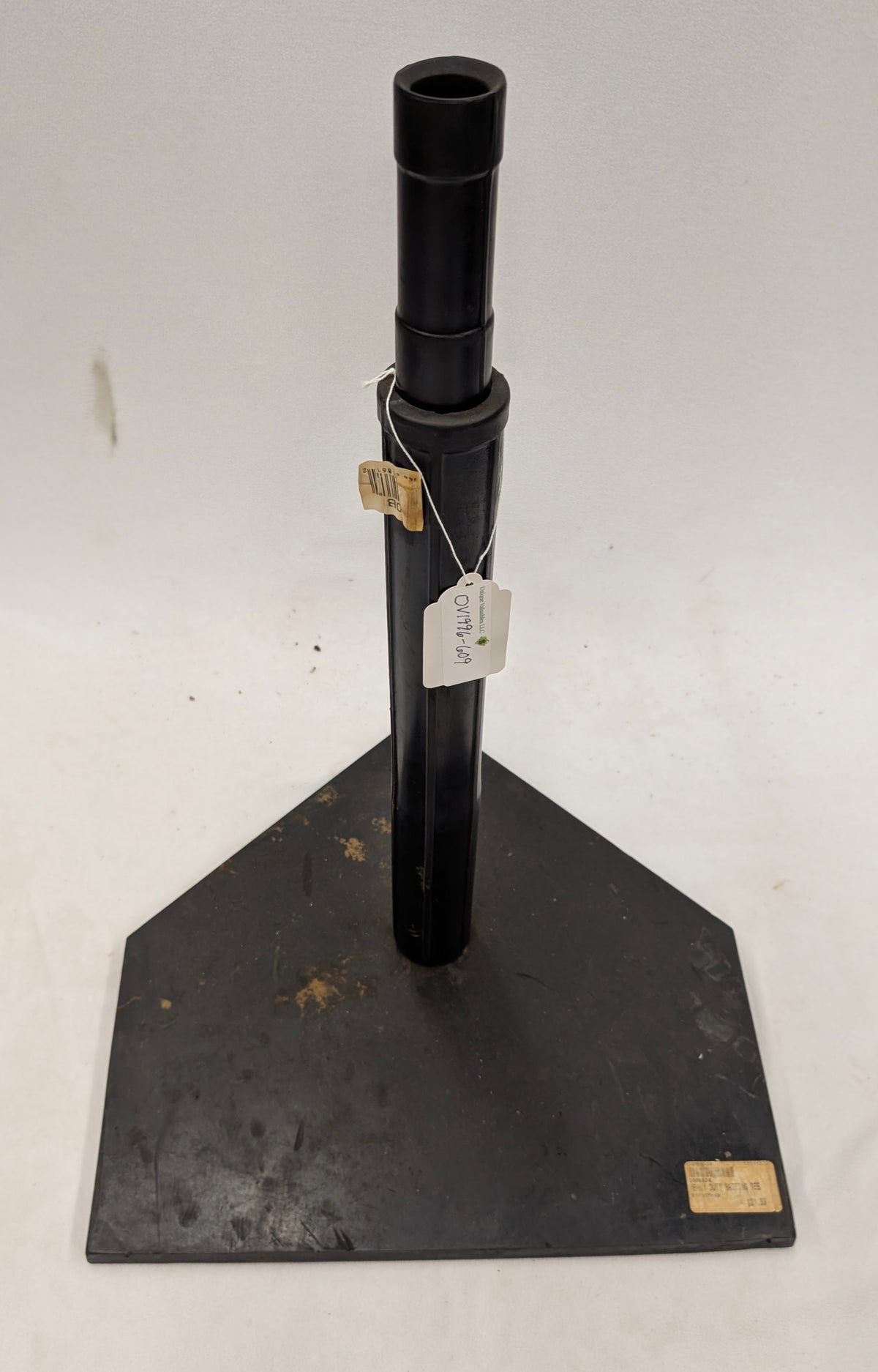 OV1996-609 T-Ball Stand-Used